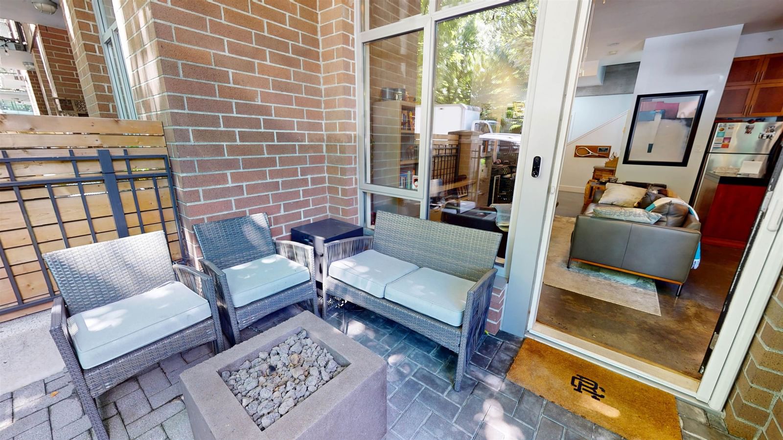Listing Image 23