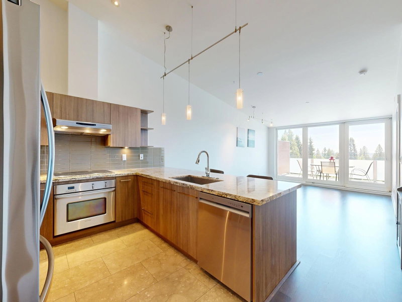 402 - 650 Evergreen Place