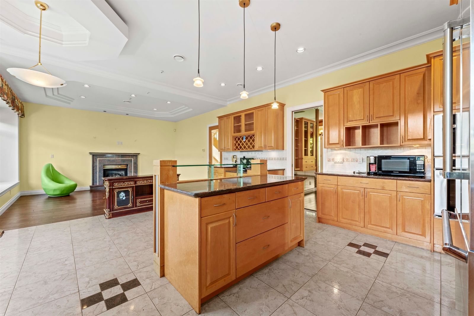 Listing Image 15
