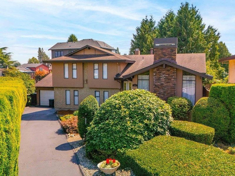 1390 Eastlawn Drive