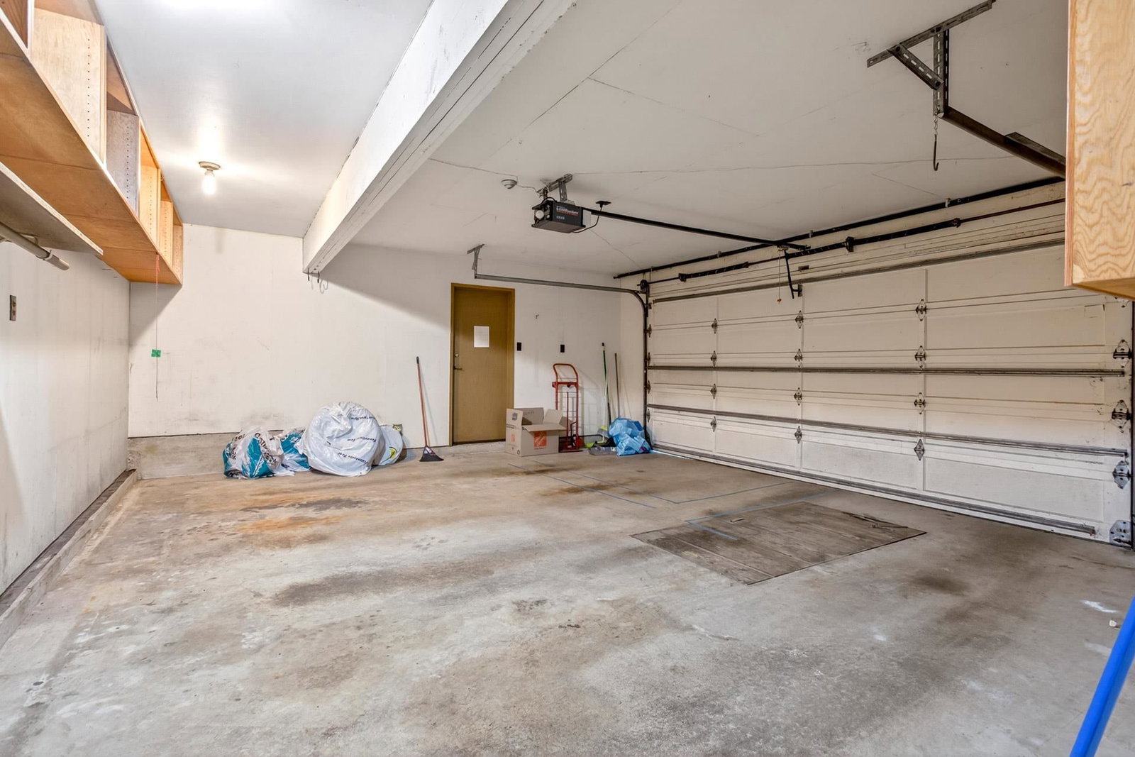 Listing Image 31