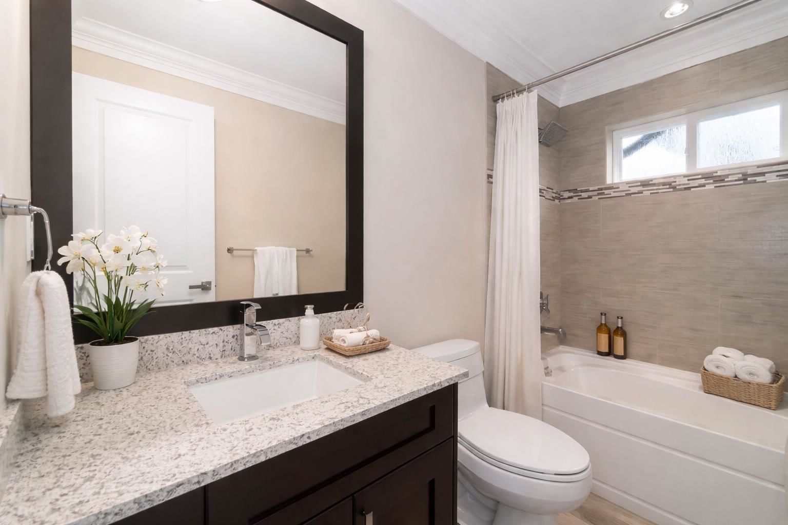 Listing Image 29