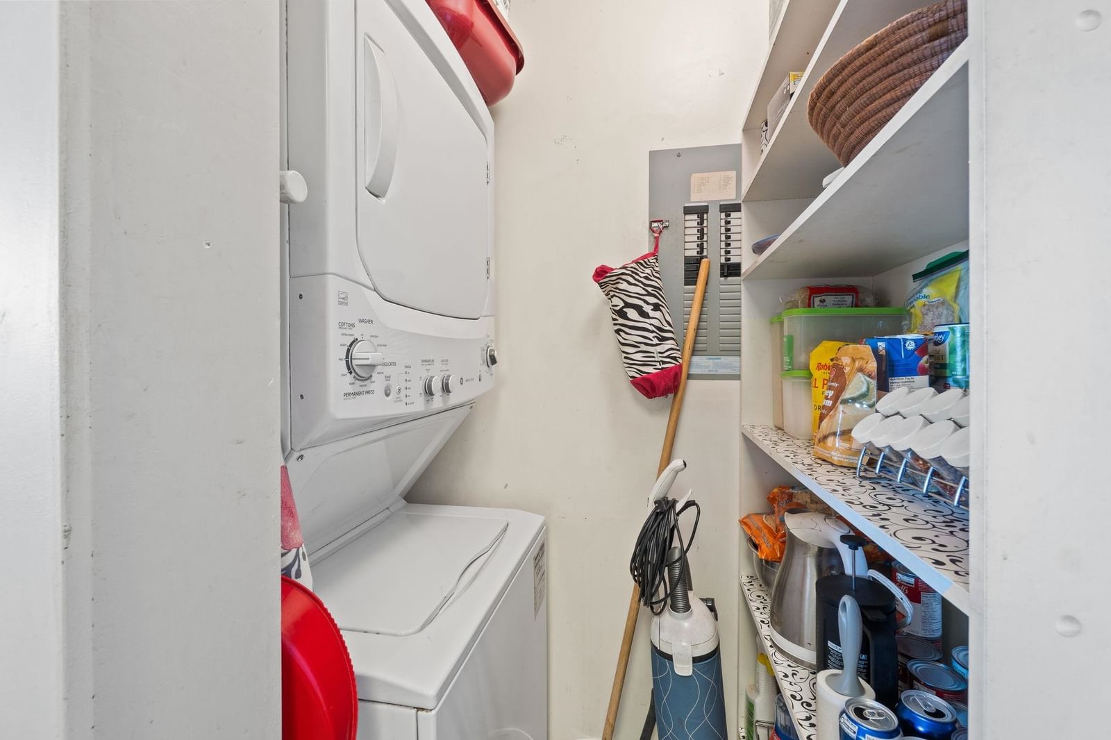 Listing Image 16