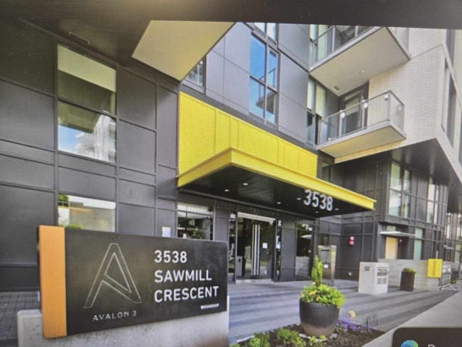 Listing Image 7
