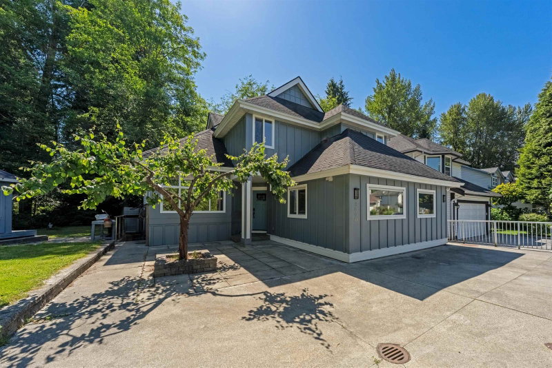 3000 Walton Avenue