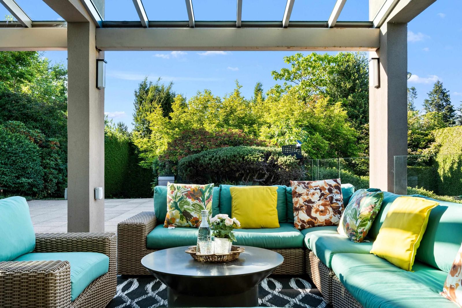 Listing Image 8