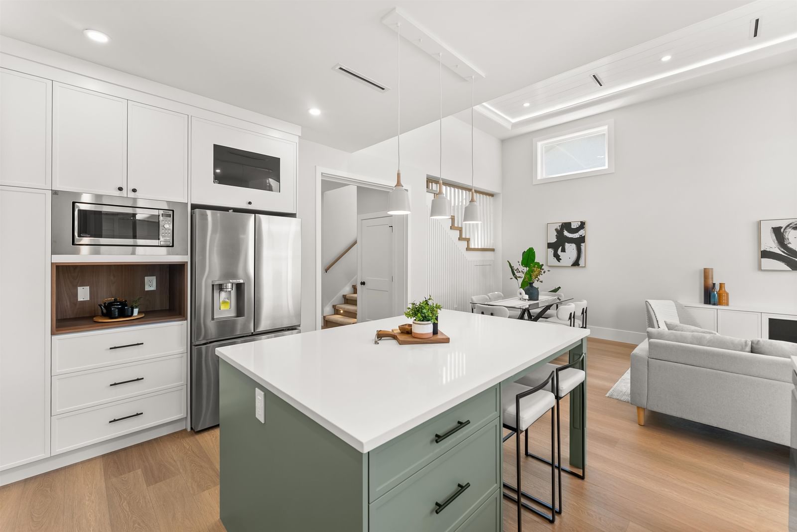 Listing Image 15