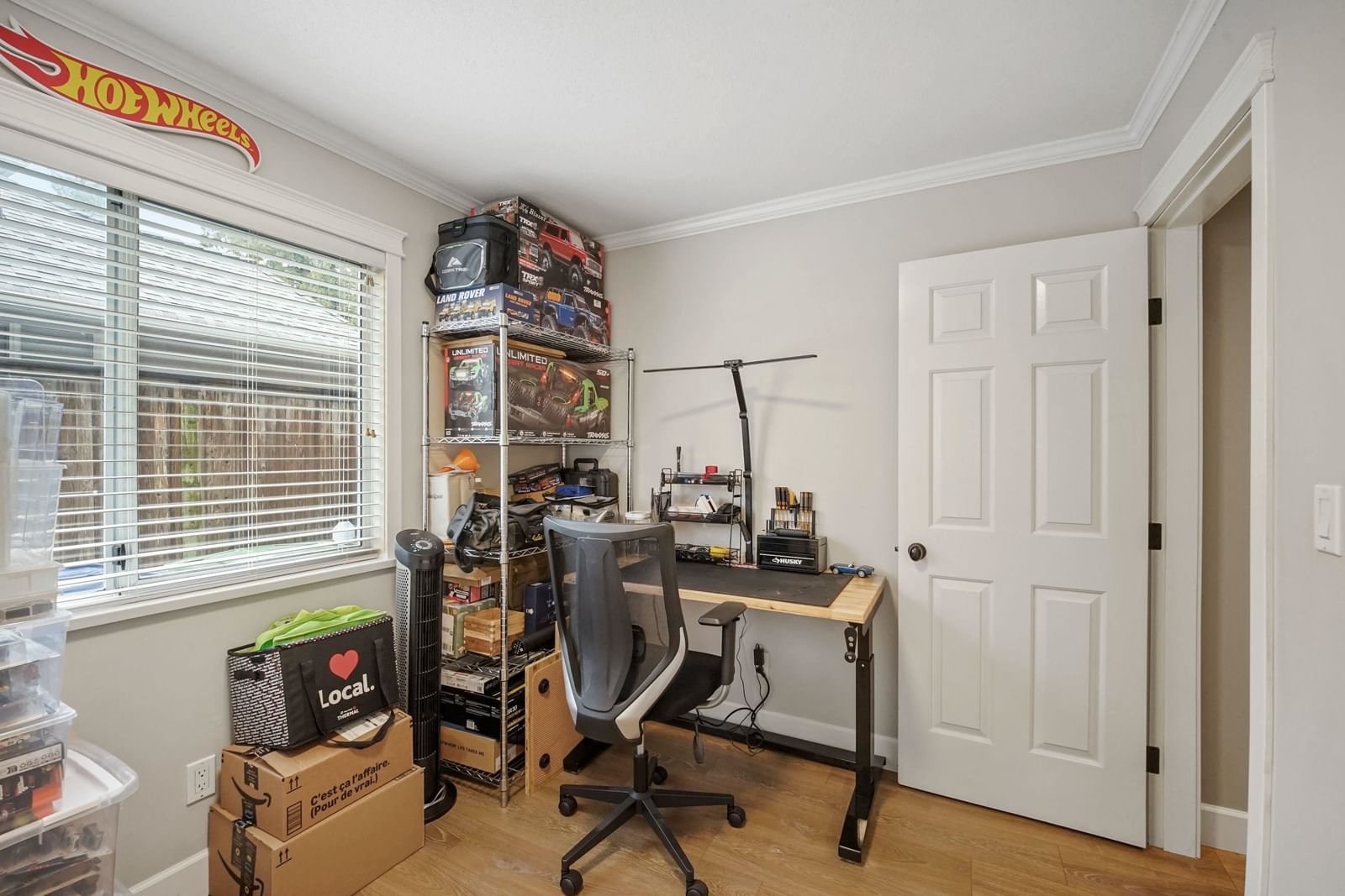Listing Image 14