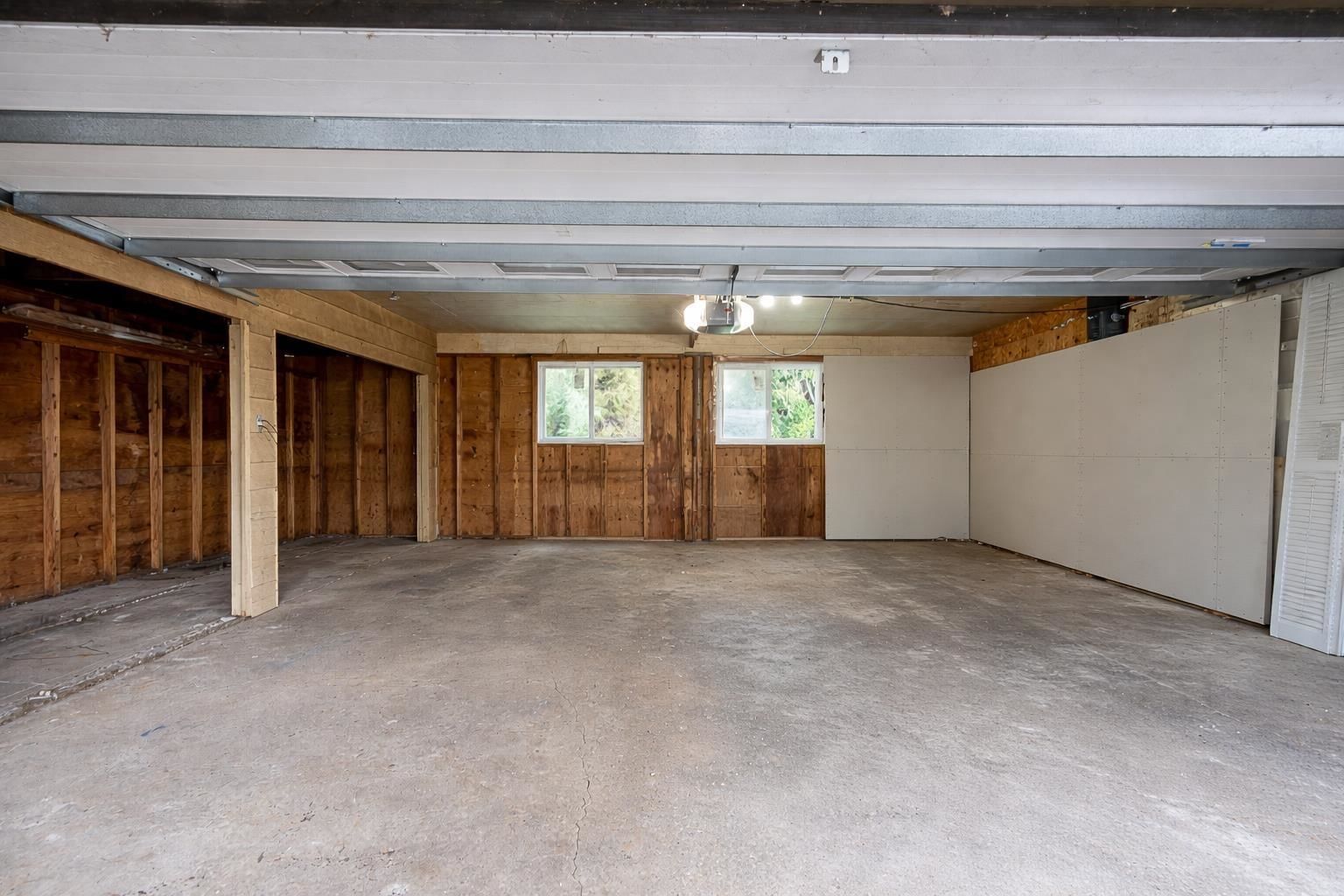 Listing Image 37