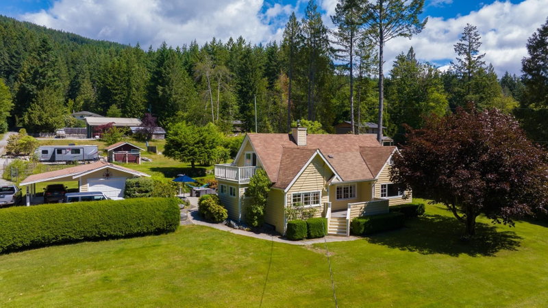 1266 Reed Road, Gibsons, British Columbia