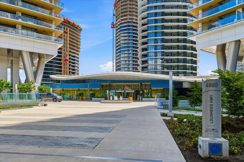 3201 - 4880 Lougheed Highway