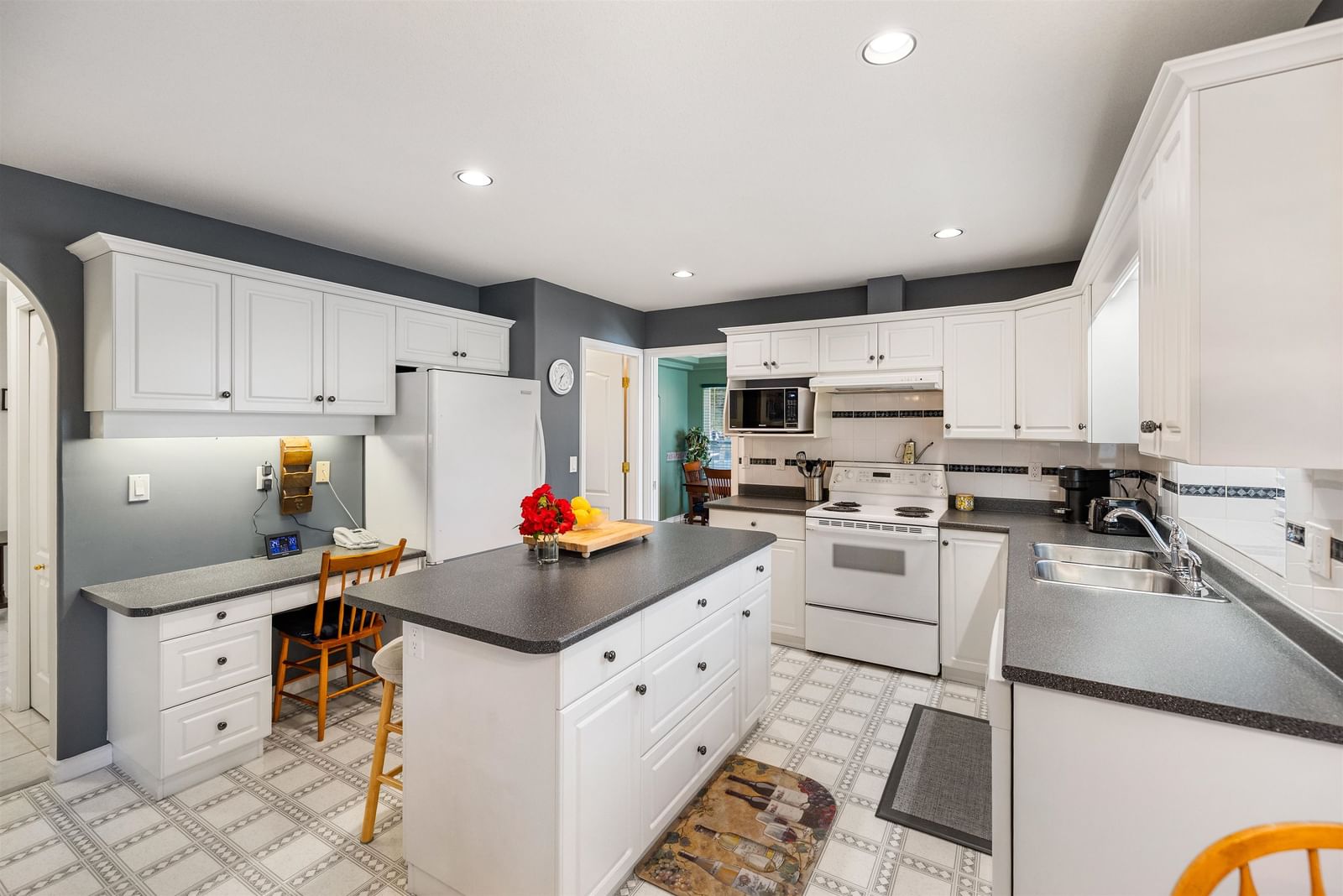Listing Image 13