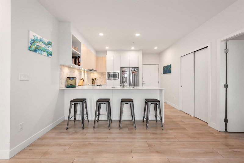 227 - 1792 Starling Drive