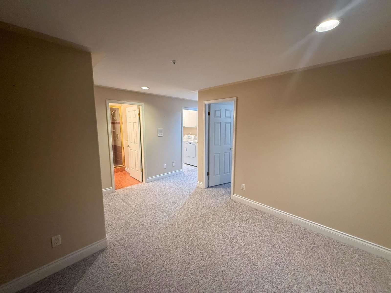 Listing Image 28