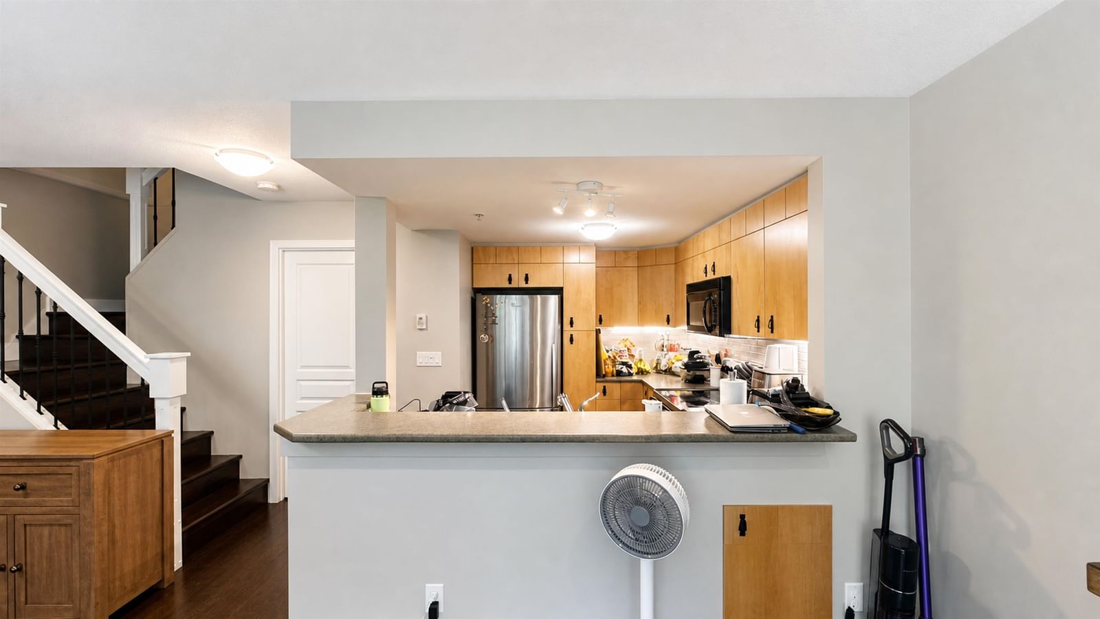 Listing Image 16