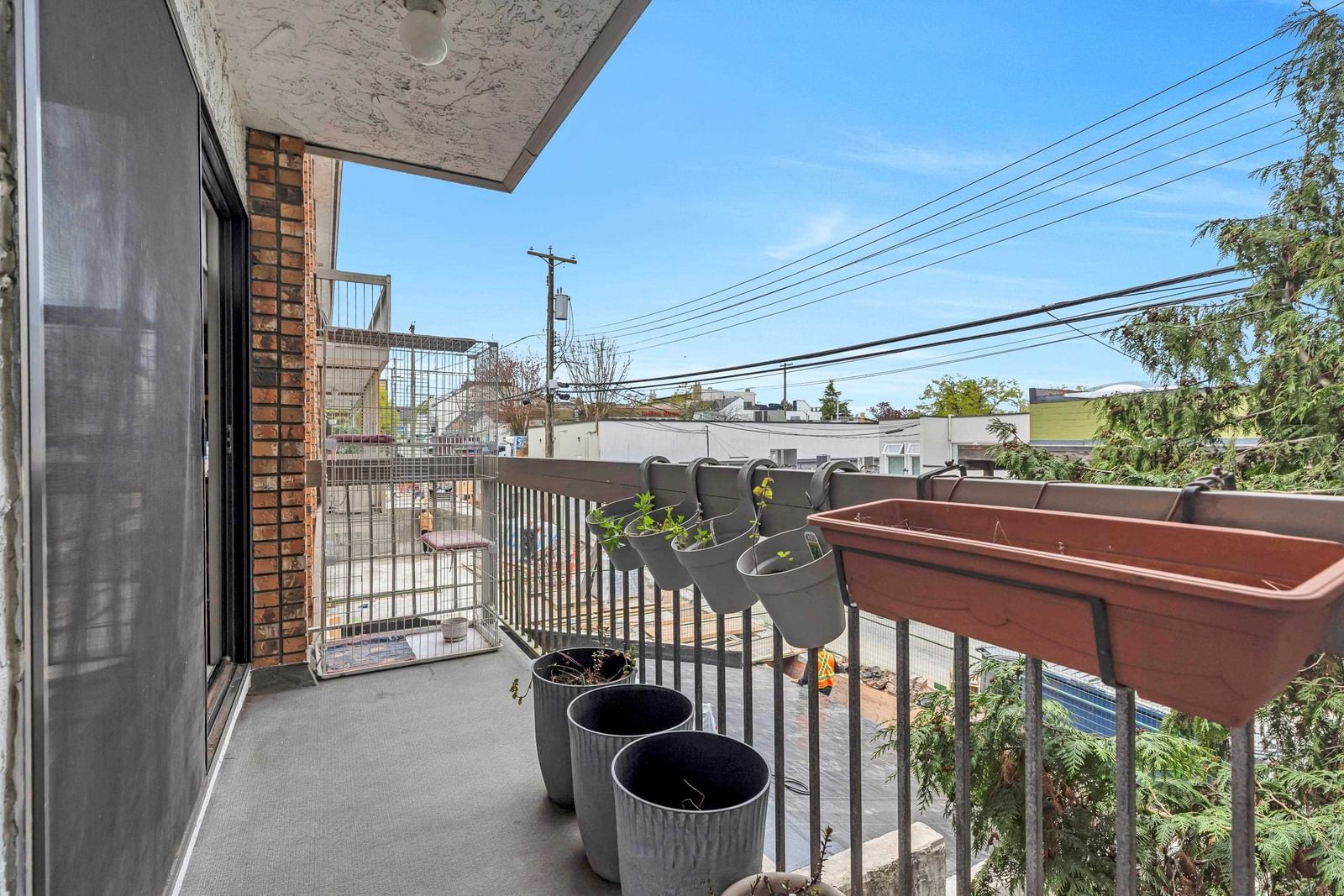 Listing Image 18