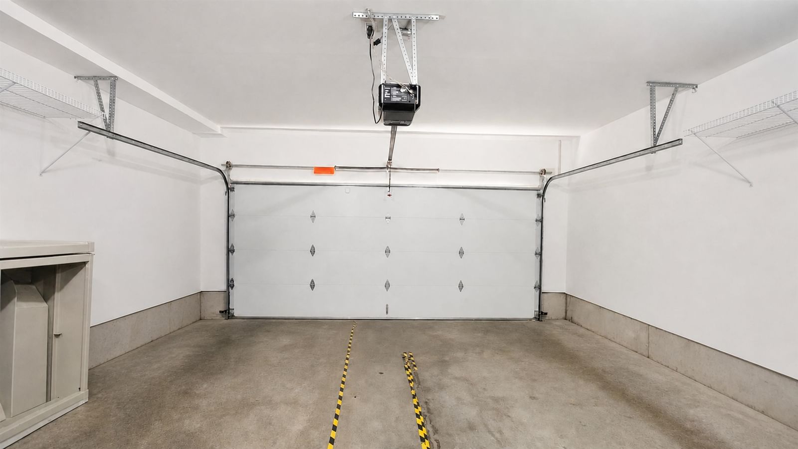 Listing Image 30