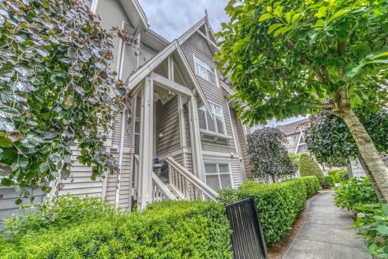 18 - 7288 Heather Street