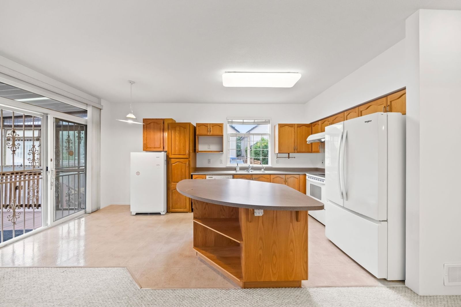Listing Image 14