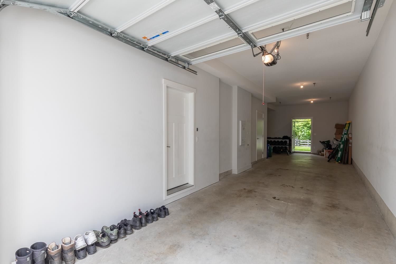 Listing Image 28