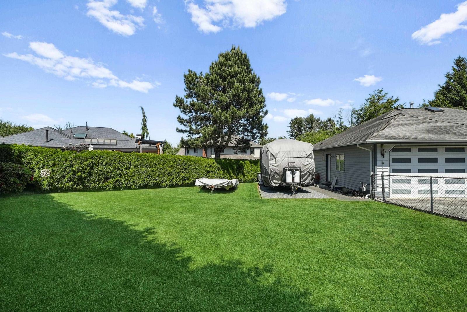 Listing Image 25