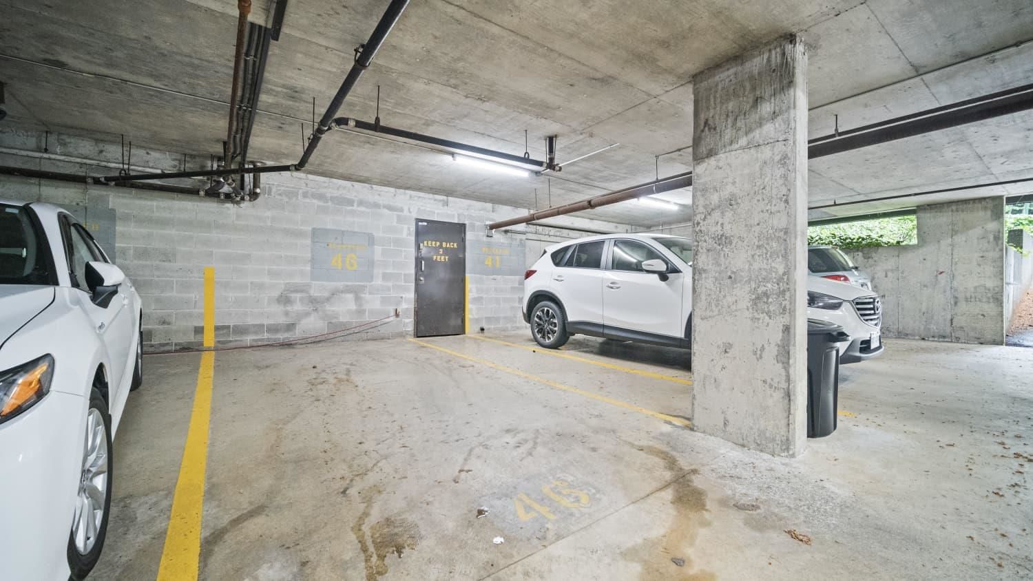 Listing Image 14