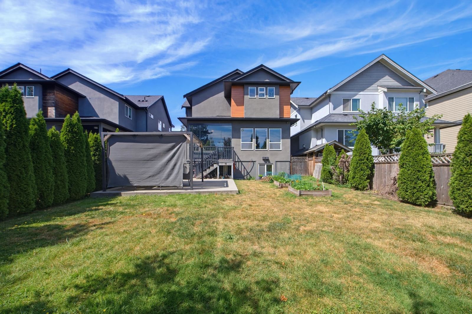 Listing Image 19