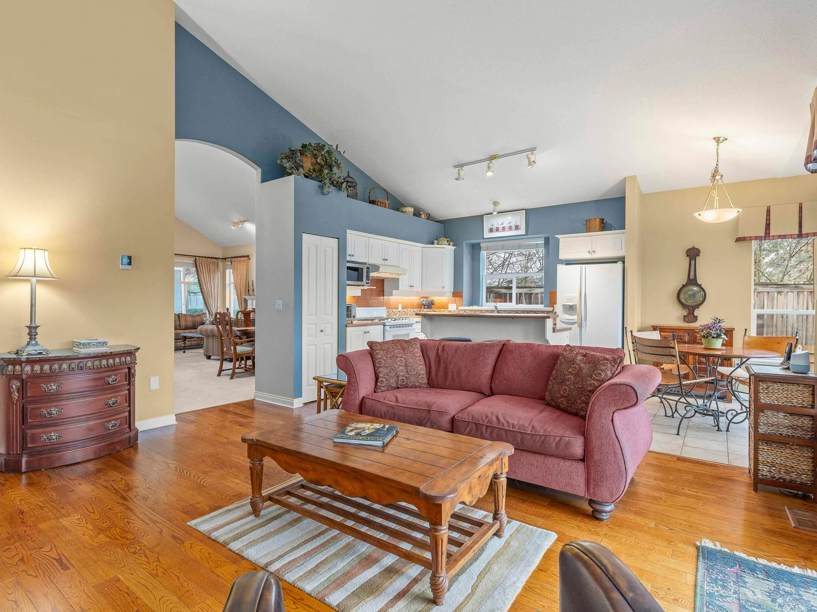 Listing Image 13
