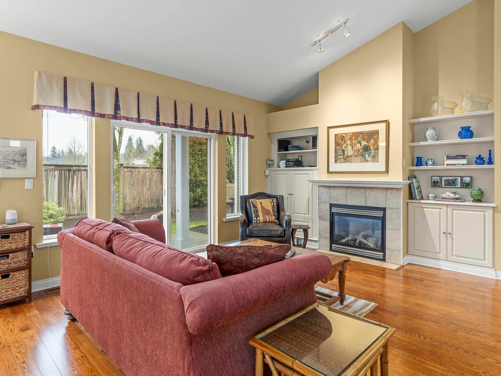 Listing Image 14