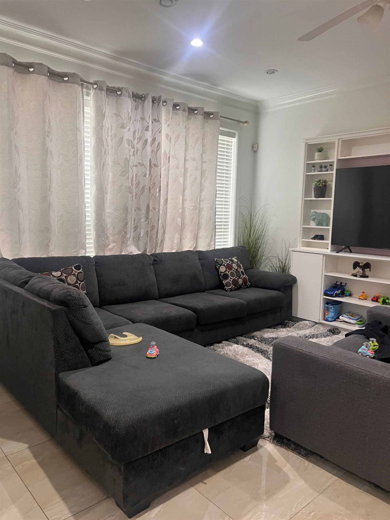 Listing Image 18