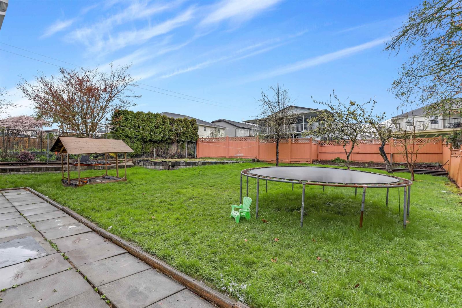 Listing Image 14