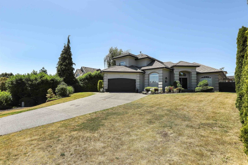 5777 Kettle Crescent W