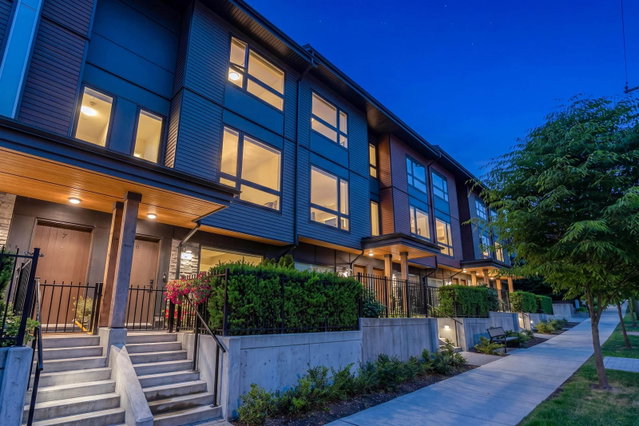 6 - 50 Seaview Drive