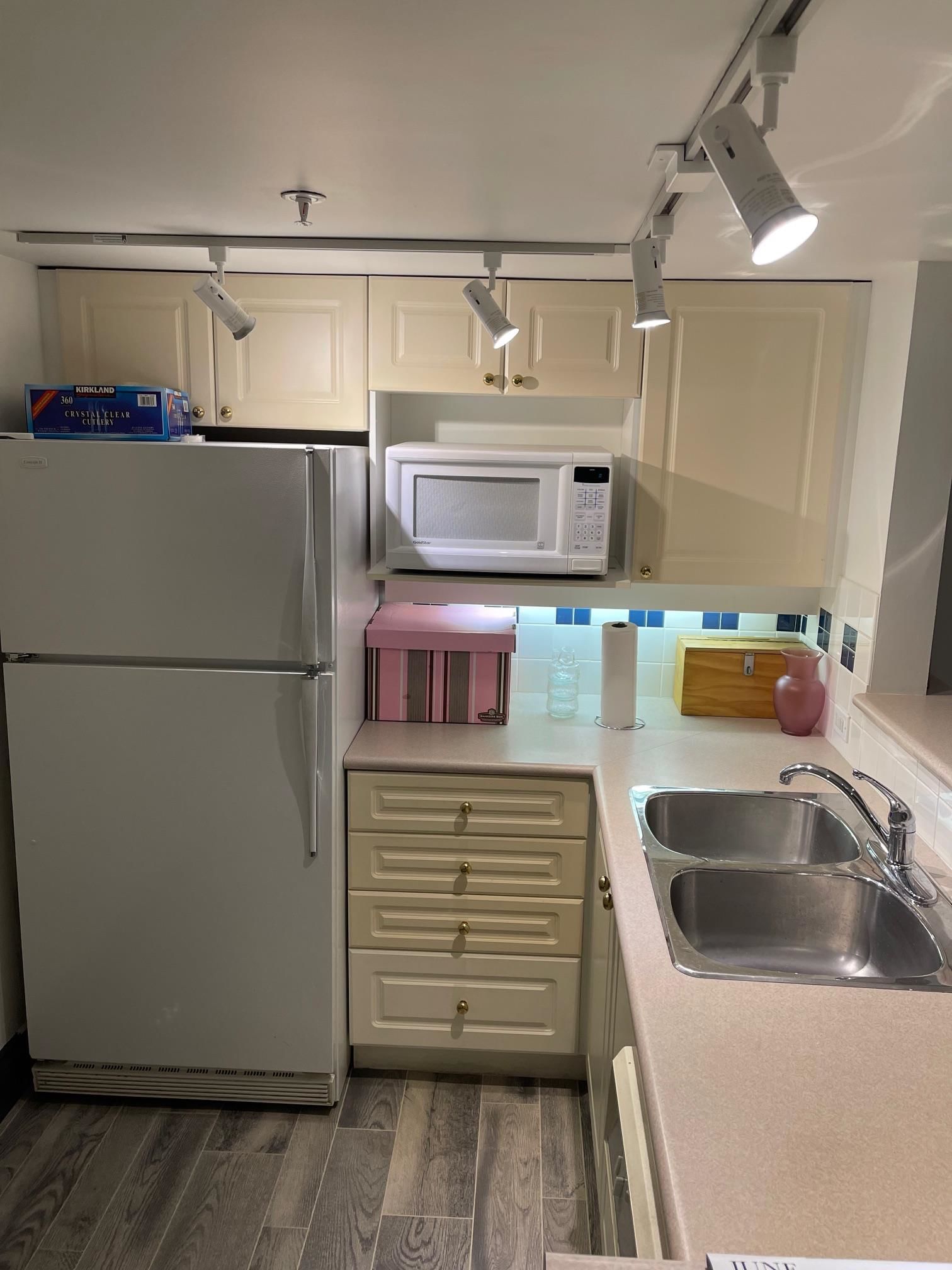 Listing Image 32