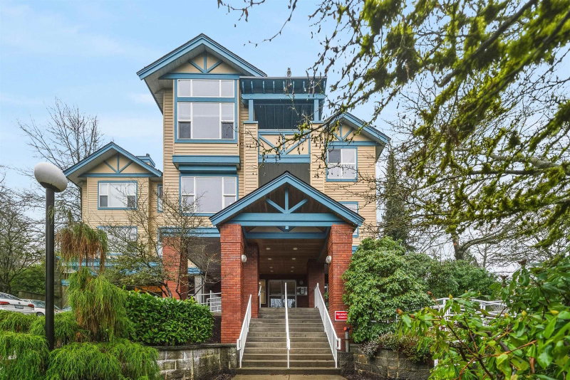 210 - 5281 Oakmount Crescent