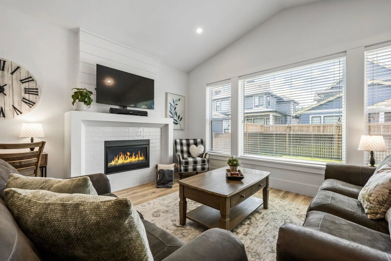 36 - 46211 Promontory Road