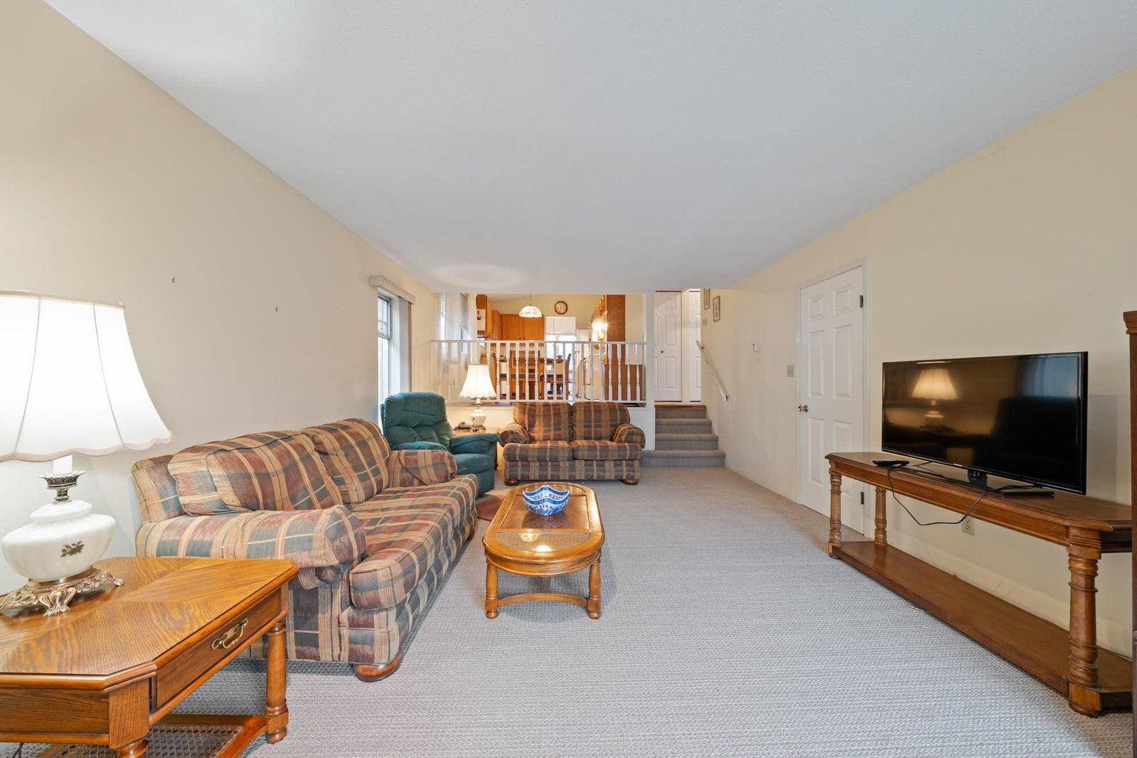 Listing Image 17