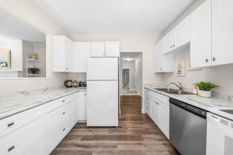 105 - 6688 Burlington Avenue