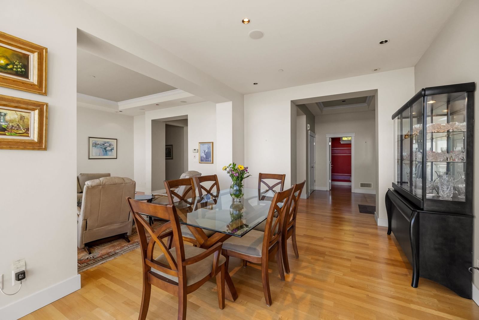 Listing Image 18