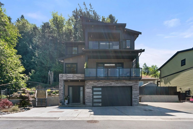 35 - 5248 Goldspring Place