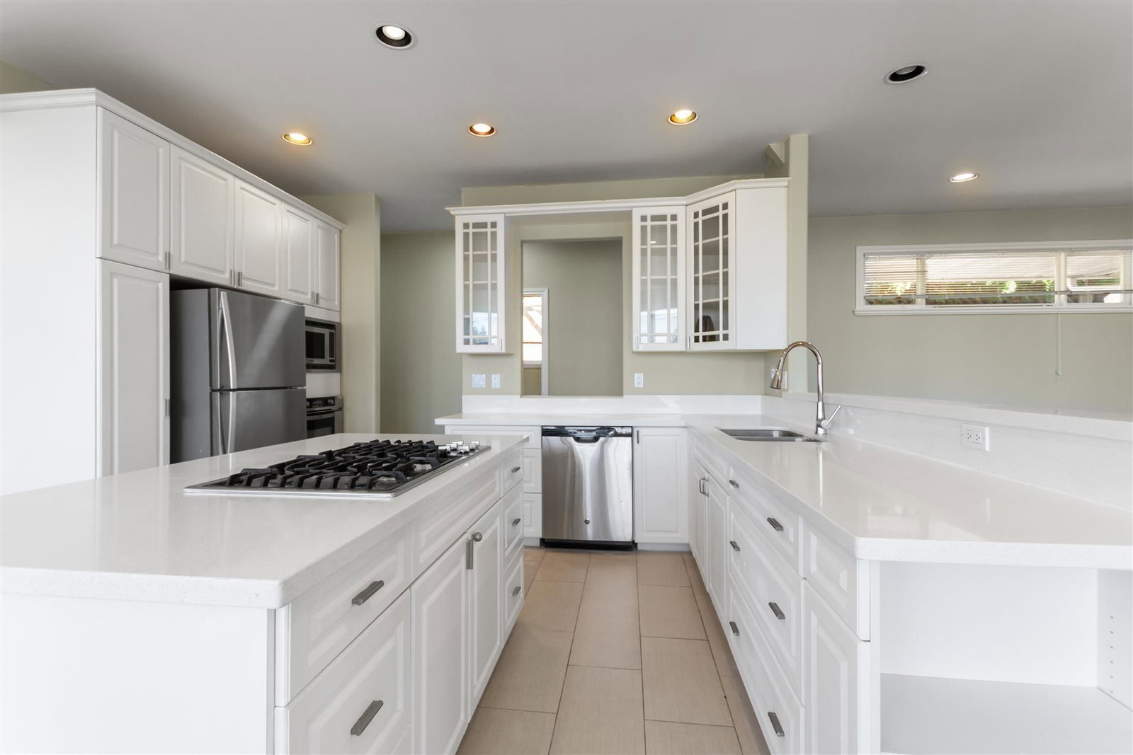 Listing Image 19