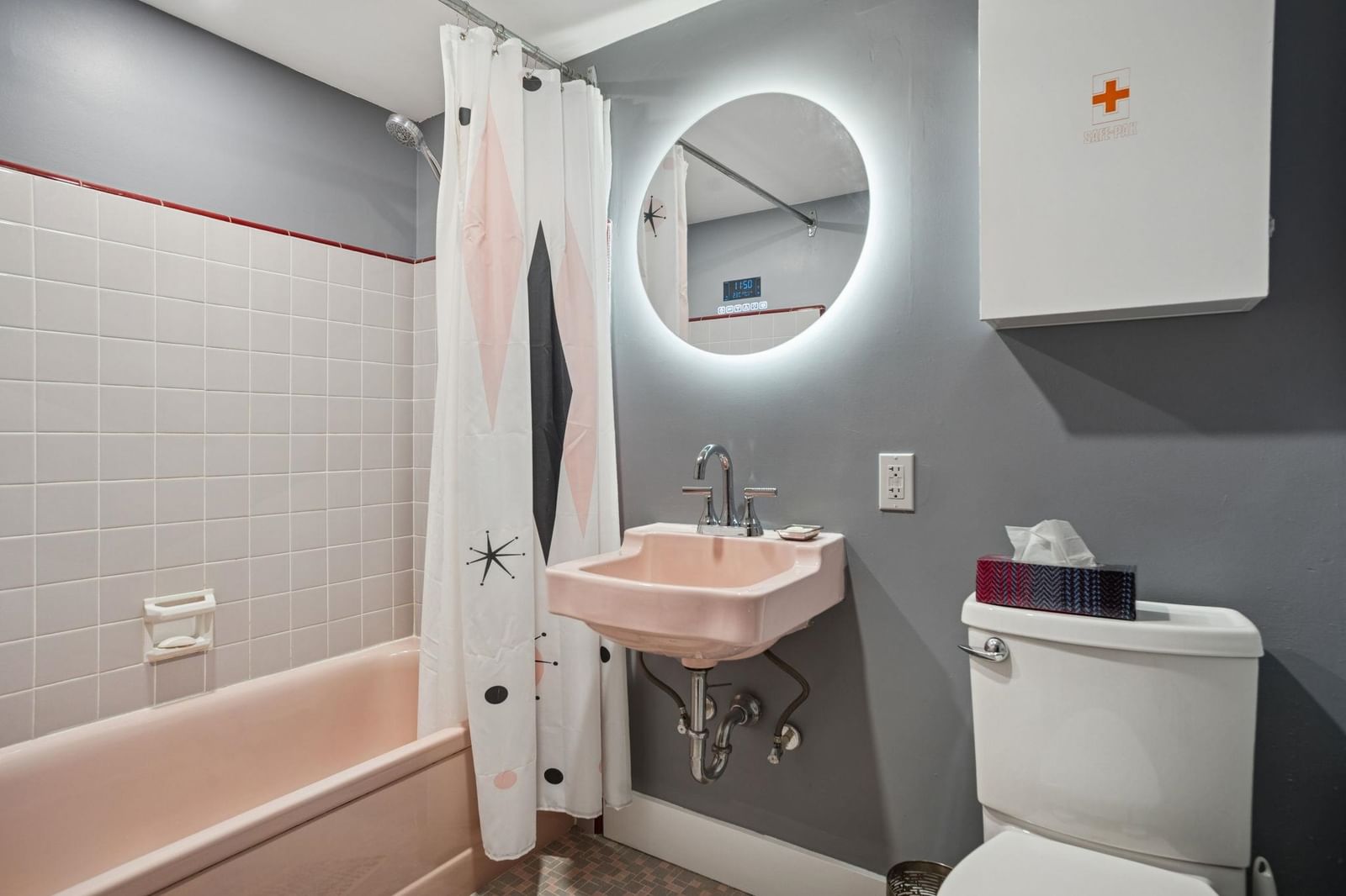 Listing Image 10