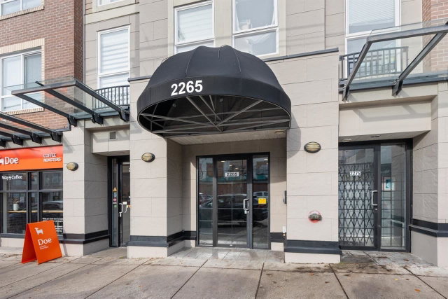 PH18 - 2265 Hastings Street E