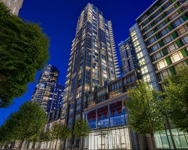PH02 - 1283 Howe Street