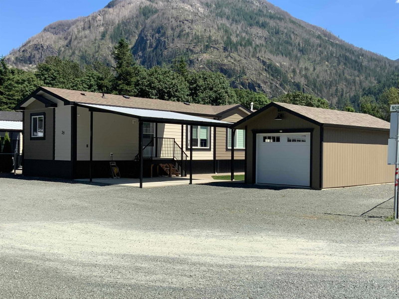 39 - 59060 Lougheed Highway