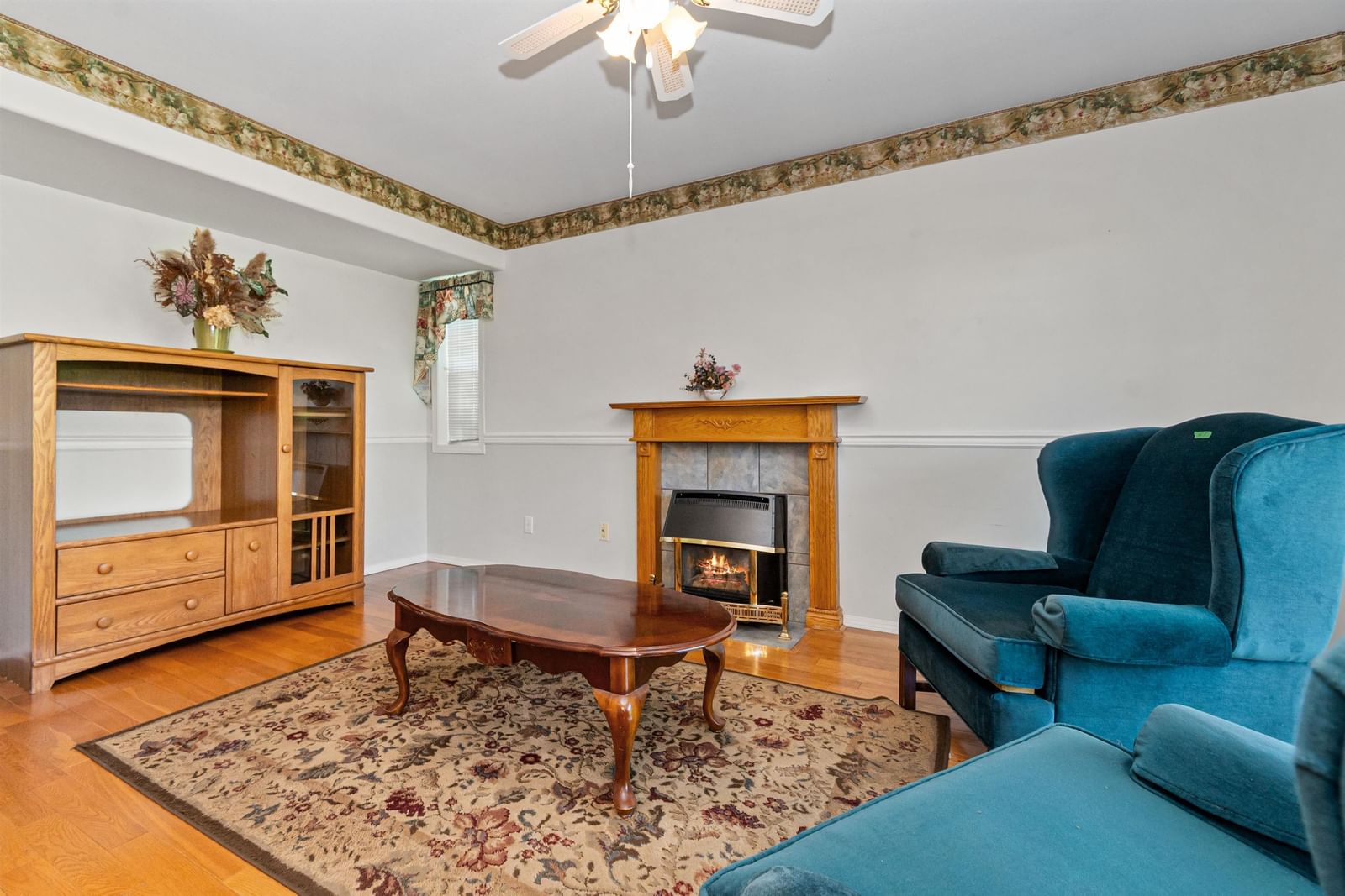 Listing Image 15