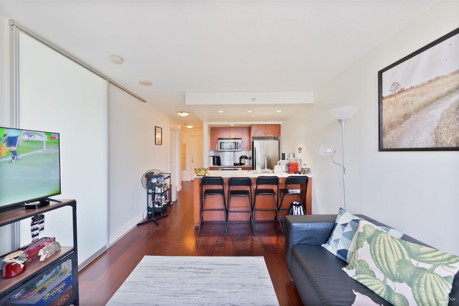 Listing Image 9