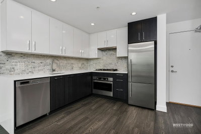 1403 - 518 Whiting Way