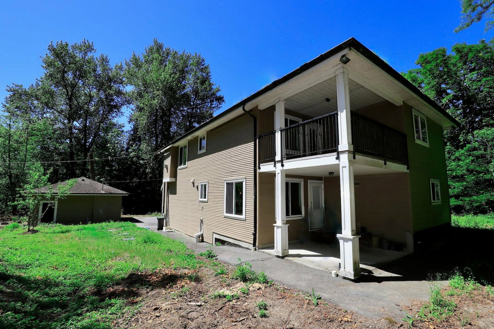 Listing Image 8