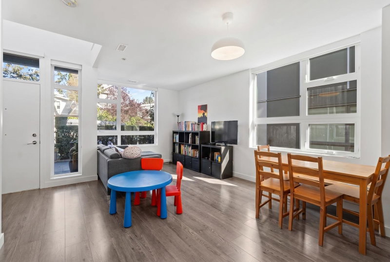 190 63rd Avenue W